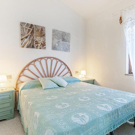 Appartement Trilocale A 200 Mt Dal Centro à San Teodoro  Extérieur photo
