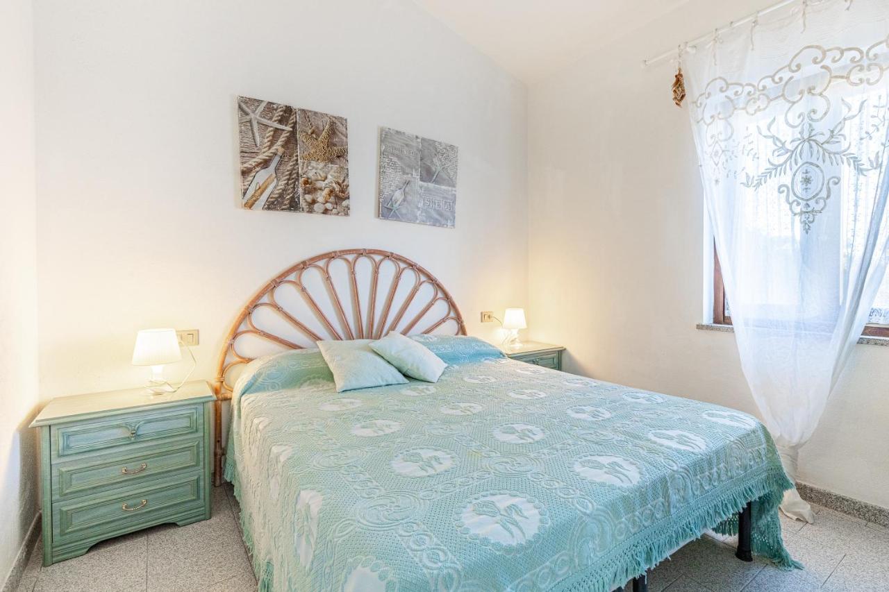 Appartement Trilocale A 200 Mt Dal Centro à San Teodoro  Extérieur photo
